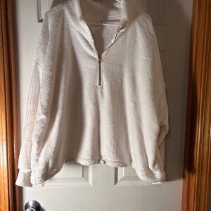 Old Navy 3/4 zip white size XXL